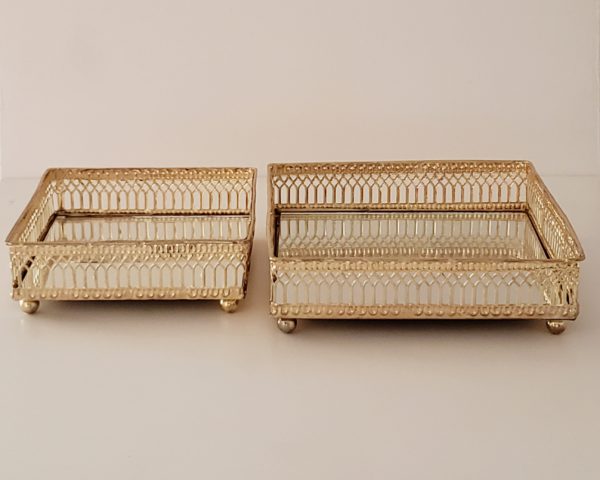 Kit Bandejas de Metal Espelhadas Dourada