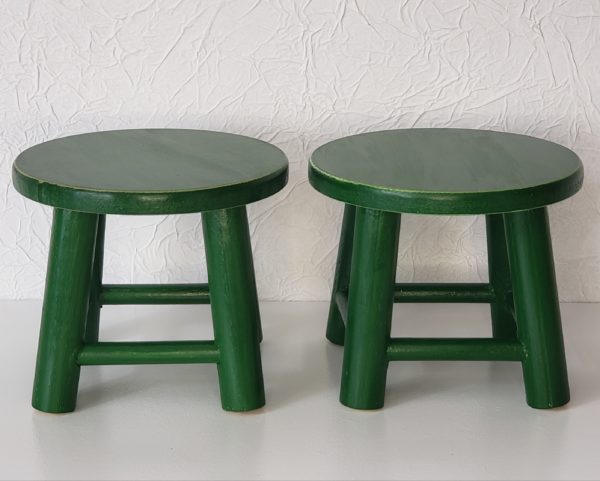 Mini Banquinho Redondo Verde Escuro Mini Banquinho Redondo Verde Escuro