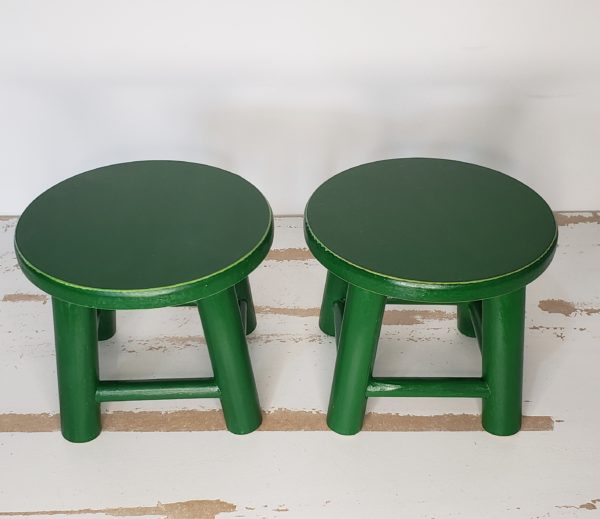 Mini Banquinho Redondo Verde Escuro Mini Banquinho Redondo Verde Escuro