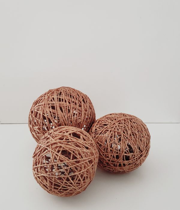 Kit Bolas de Barbante Dourado