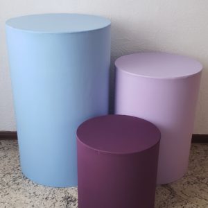 Trio mesas cilindro com capa cores Azul/Lilas/Roxo