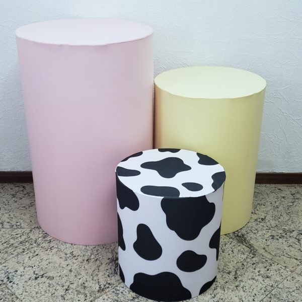 Trio mesas cilindro com capa cores Fazendinha Menina Trio mesas cilindro com capa cores Fazendinha Menina
