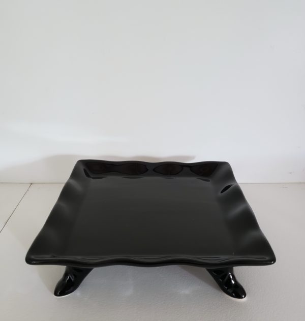 Bandeja Quadrada Babado Cerâmica Preto Bandeja Quadrada Babado Cerâmica Preto