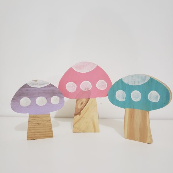 Trio Cogumelos Decorativos Madeira Trio Cogumelos Decorativos Madeira