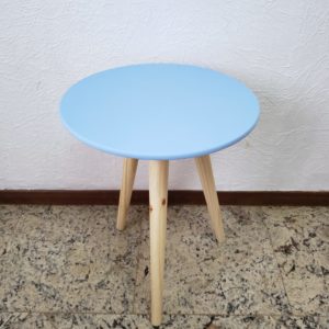 Mesa Redonda Pé Palito P com Capa Azul
