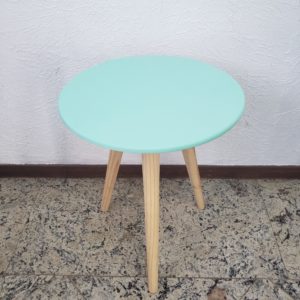 Mesa Redonda Pé Palito P com Capa Verde Claro