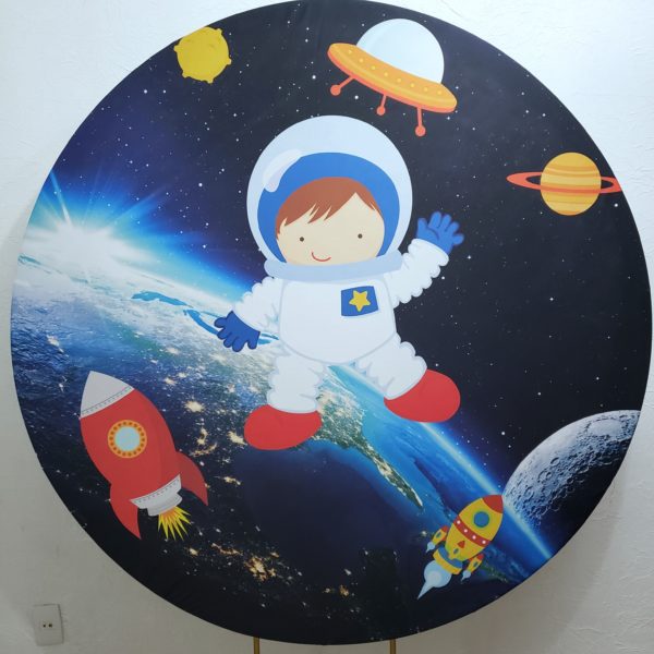 Suporte Redondo com Tecido Sublimado Astronauta Suporte Redondo com Tecido Sublimado Astronauta