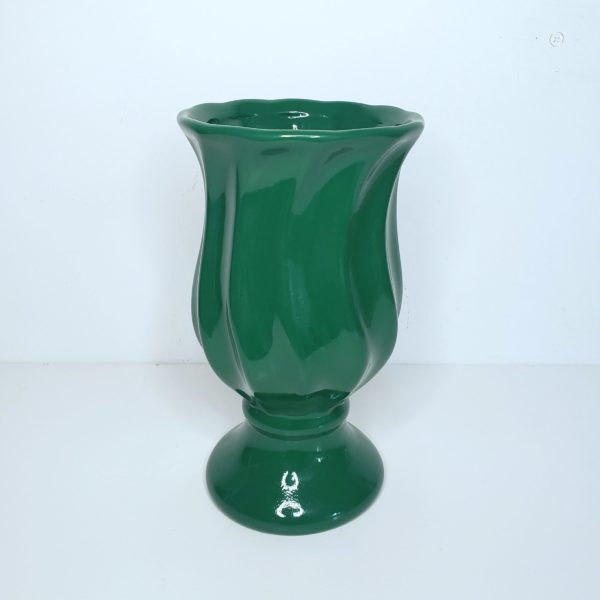 Vaso Torcido em Cerâmica Verde Bandeira M Vaso Torcido em Cerâmica Verde Bandeira M