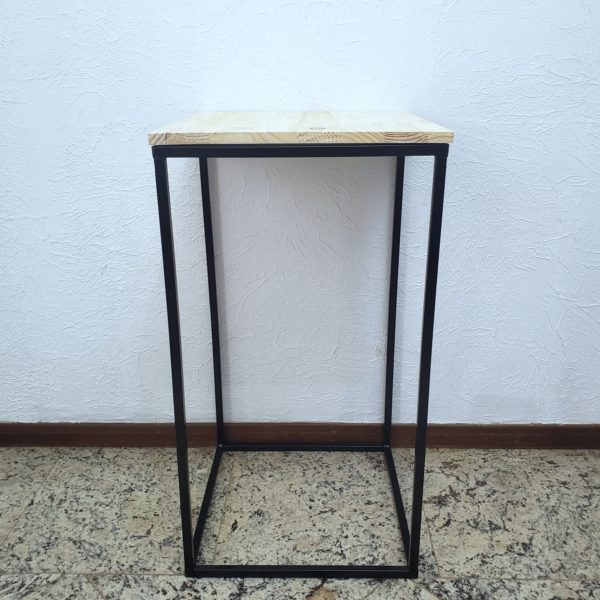 Mesa Cubo Preta G