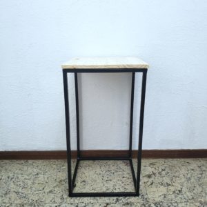 Mesa Cubo Preta M