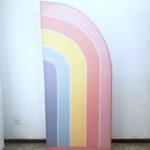 Painel Meia Lua com Tecido Arco Íris