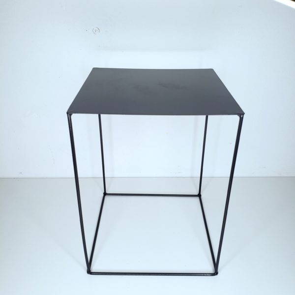 Suporte Doce de ferro Quadrado Alto Preto G