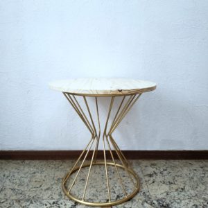 Mesa Ampulheta Ferro P Dourada