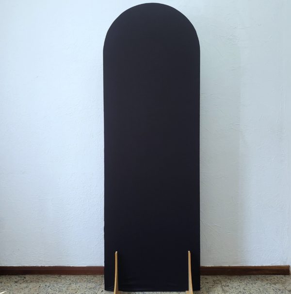 Painel Desconstruído Oval G com Tecido Preto (Locação)