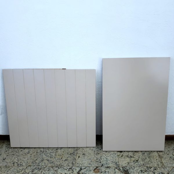 Mesa Mdf Riscada Desmontável Bege (Locação)