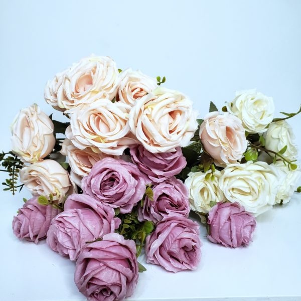 Buque Rosas Artificiais tons de Rosa e Marfim Buque Rosas Artificiais tons de Rosa e Marfim