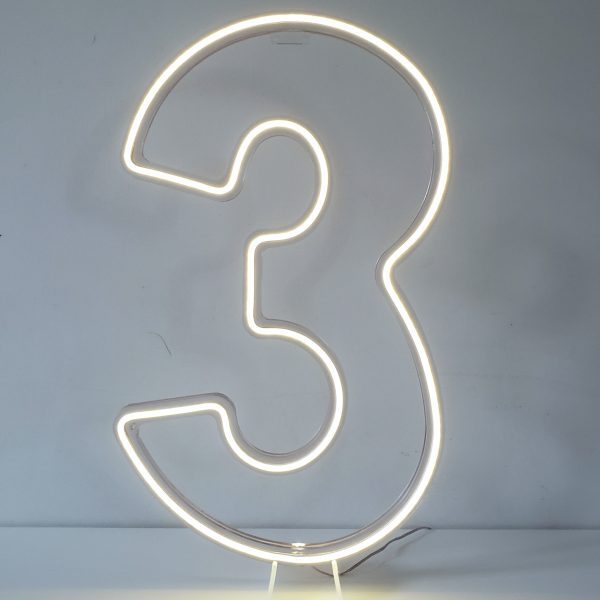 Numero 3 Led Acrílico Vazado cor Quente 50 cm (Locação)