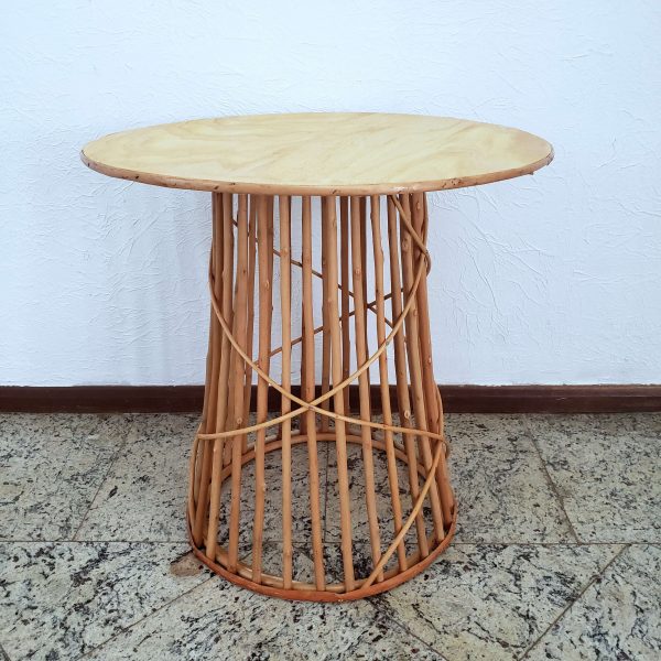 Mesa Redonda de Vime M 60 x 60 Mesa Redonda de Vime M 60 x 60
