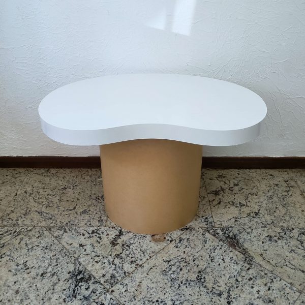 Mesa Cilindro P com Tampo Orgânico Branco Mesa Cilindro P com Tampo Orgânico Branco