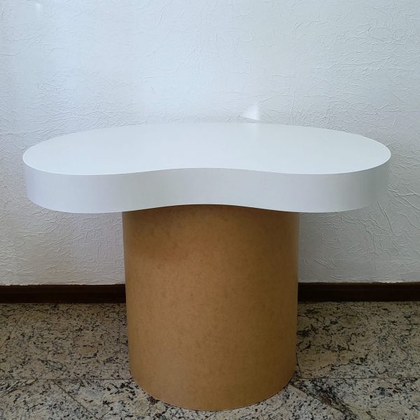 Mesa Cilindro M com Tampo Orgânico Branco Mesa Cilindro M com Tampo Orgânico Branco